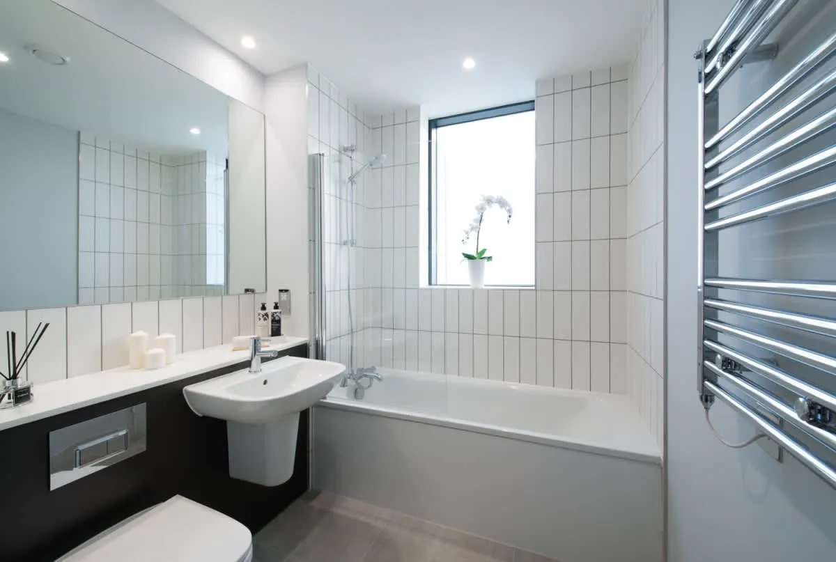 The Quay Loop Road, Harbour City, M50, photo 5