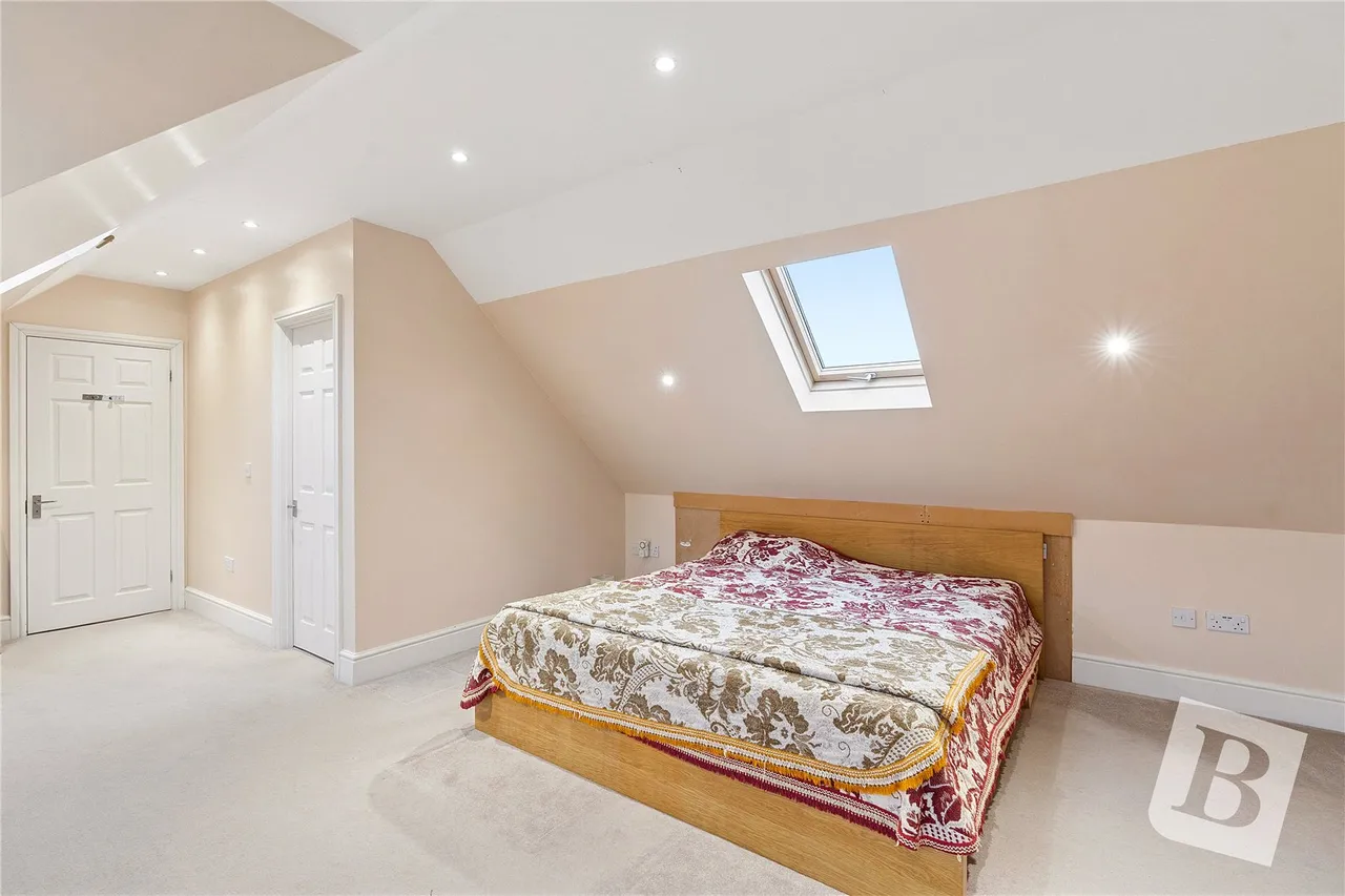 Maycroft Gardens, Grays, RM17, photo 14