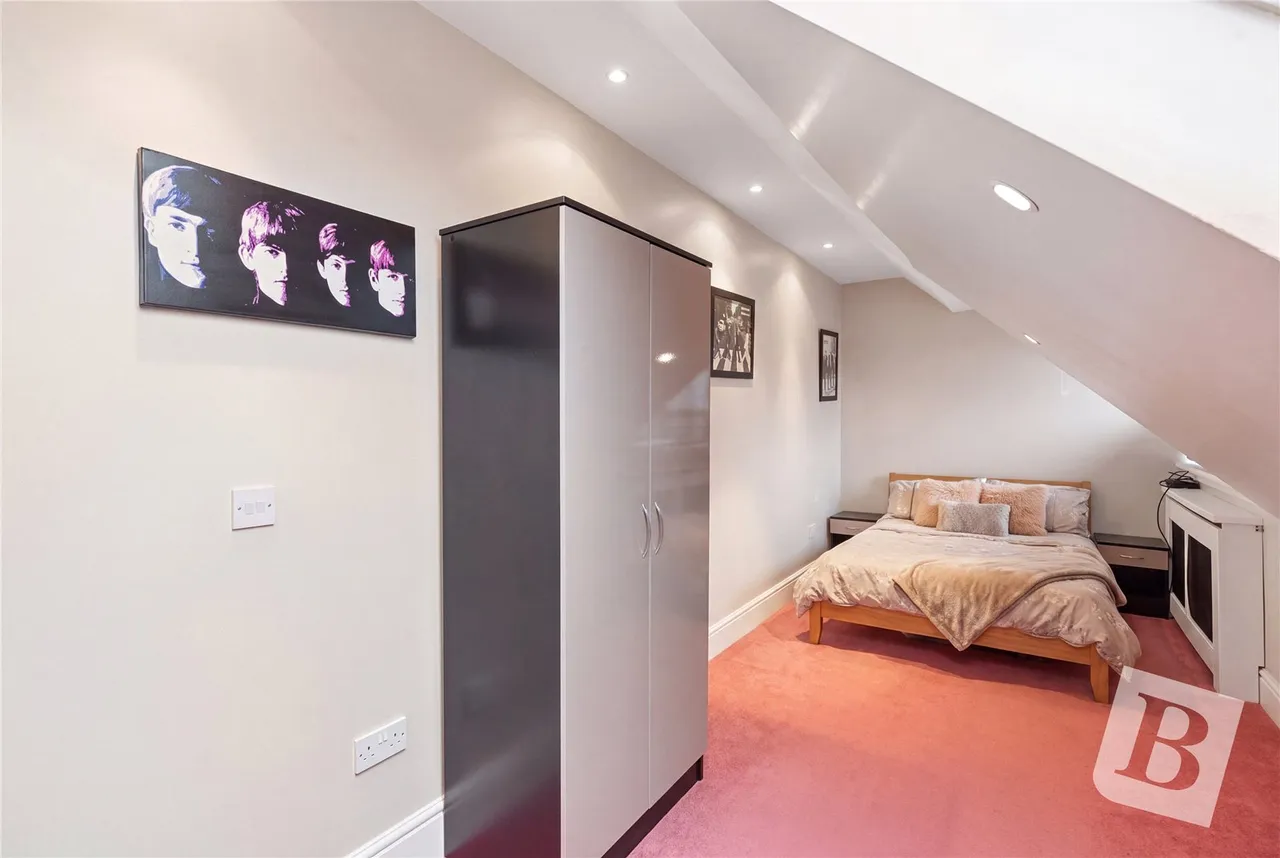 Maycroft Gardens, Grays, RM17, photo 19
