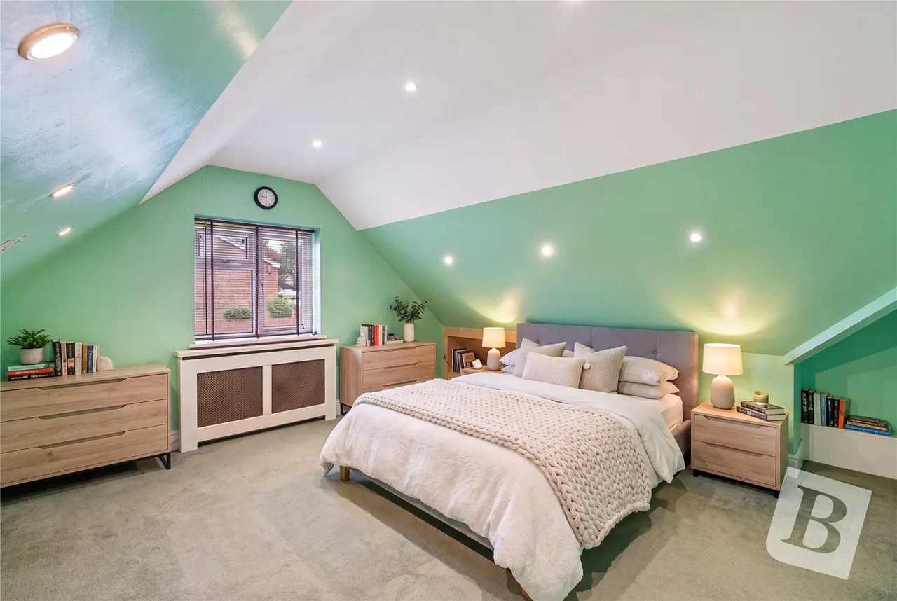 Maycroft Gardens, Grays, RM17, photo 16