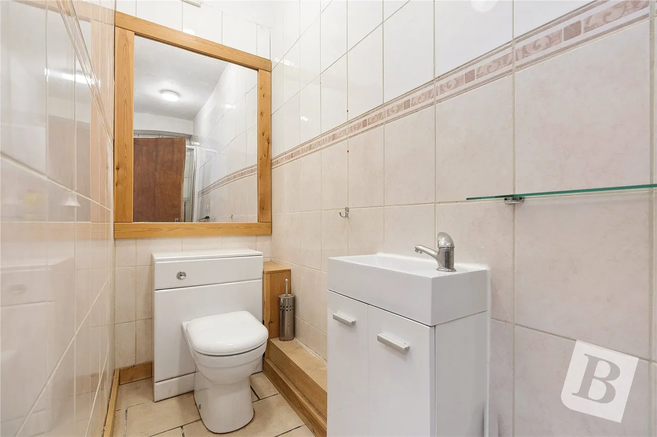 Maycroft Gardens, Grays, RM17, photo 29