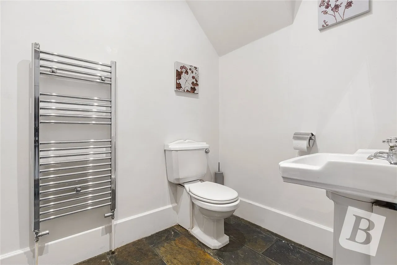Maycroft Gardens, Grays, RM17, photo 7