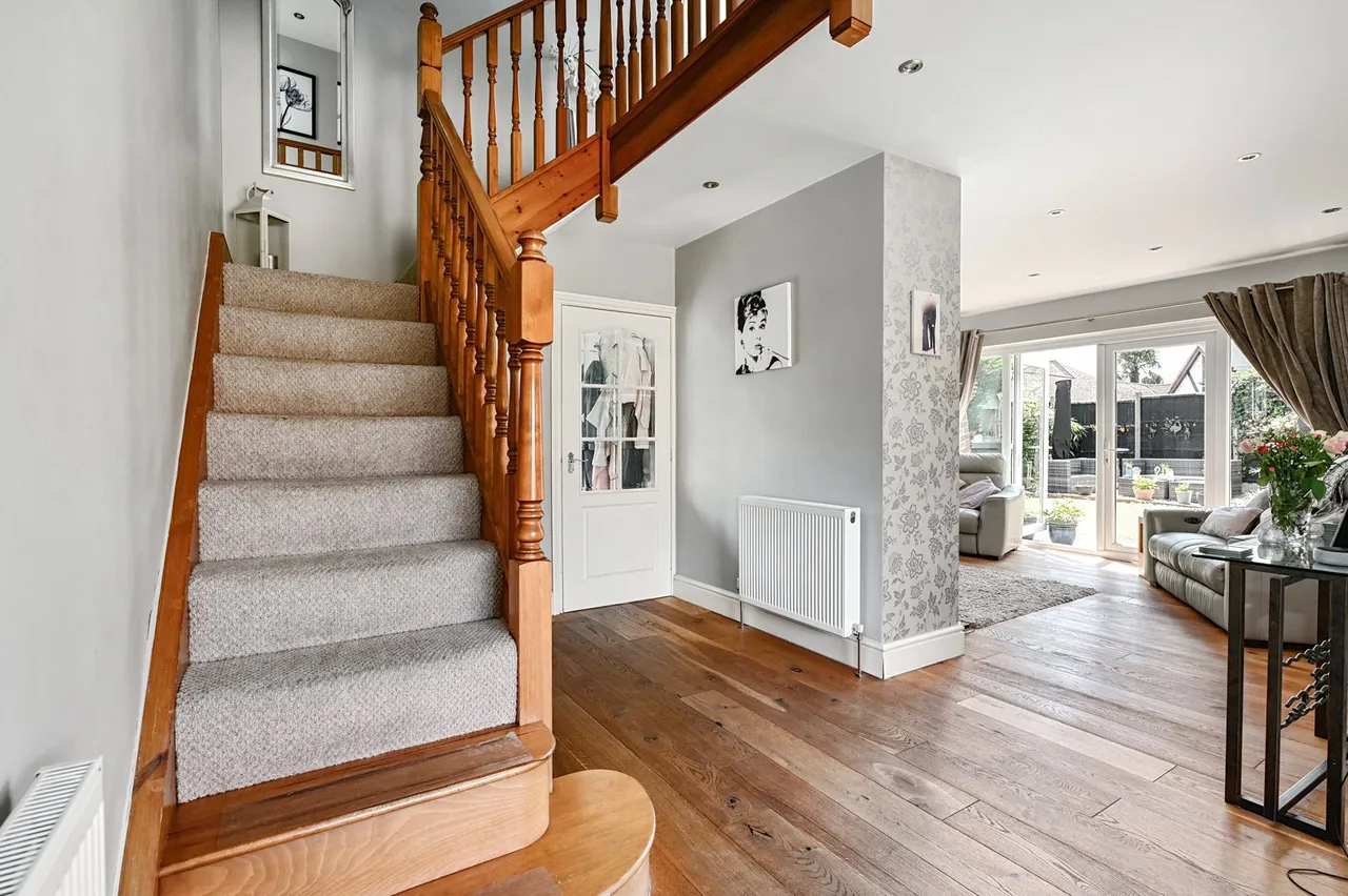 Riverside Close, Staines, TW18, photo 7
