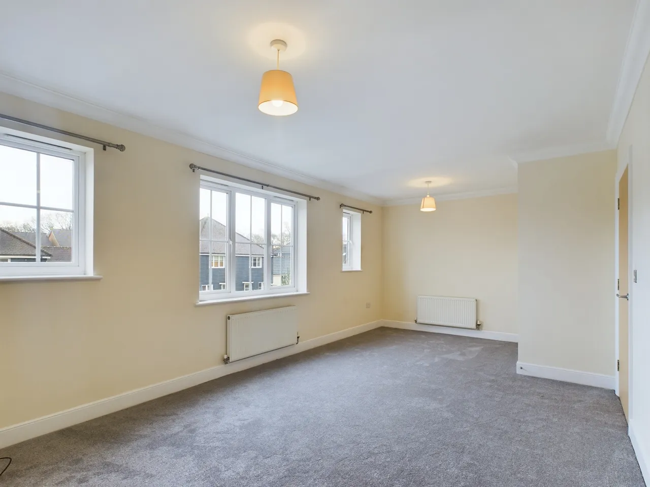 2 bed flat to rent, Richards Field, Chineham, RG24