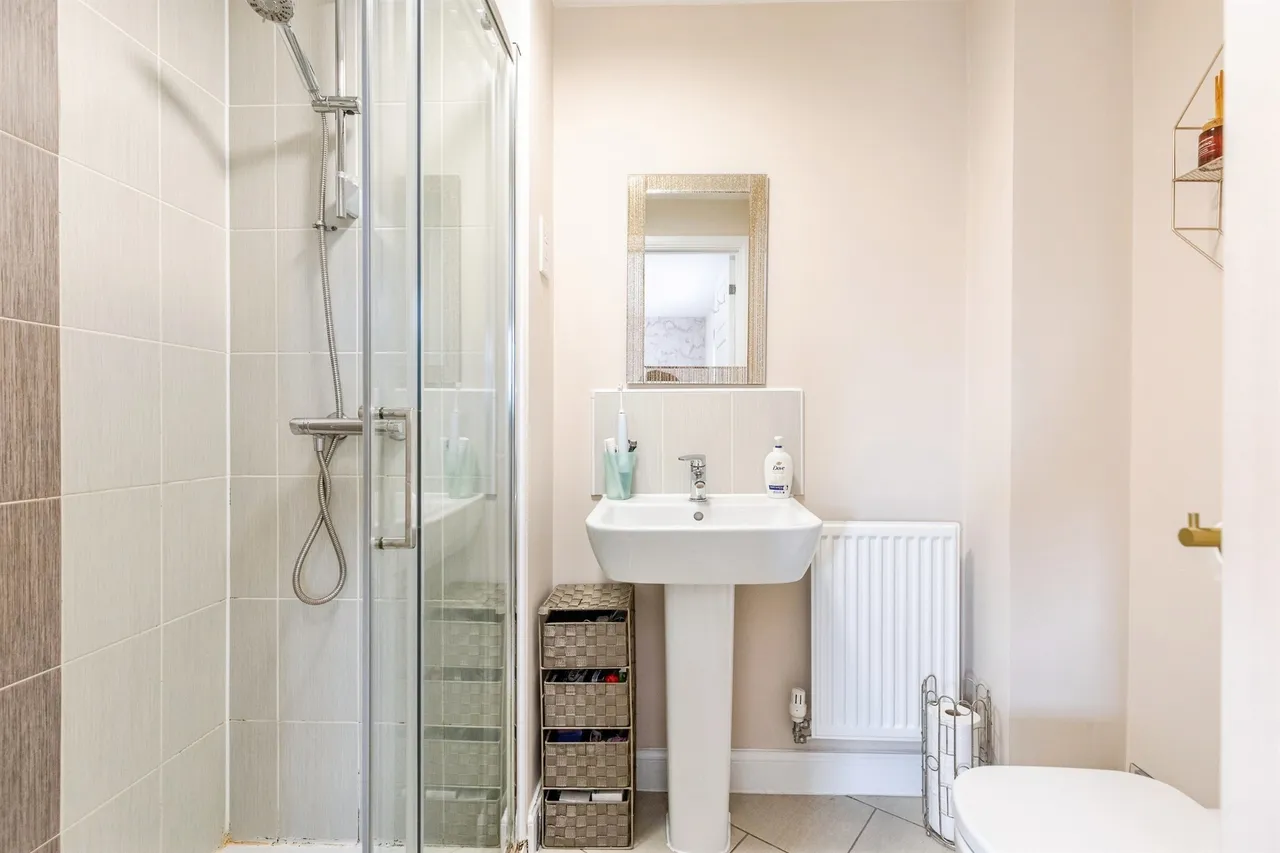 Aintree Road, Corby, NN18, photo 17