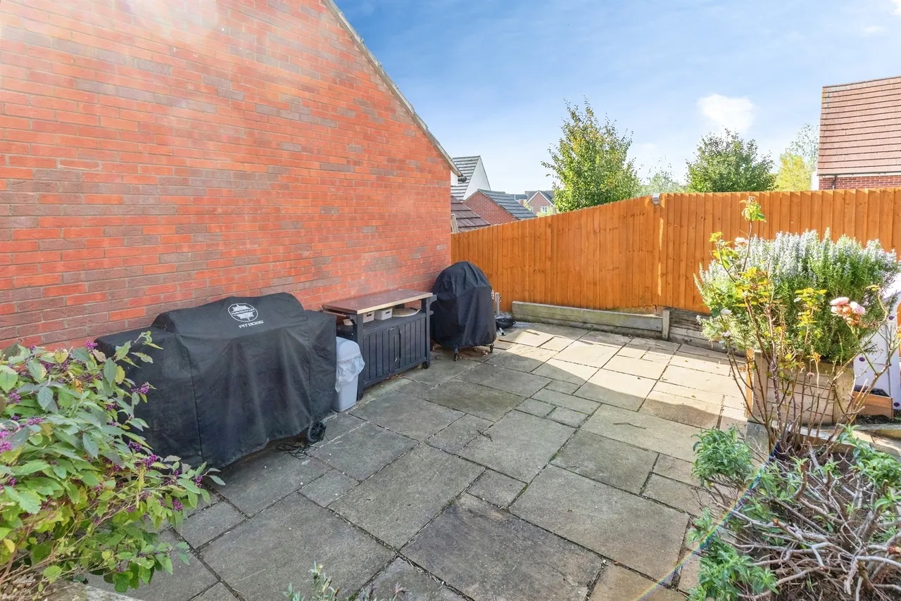 Aintree Road, Corby, NN18, photo 14
