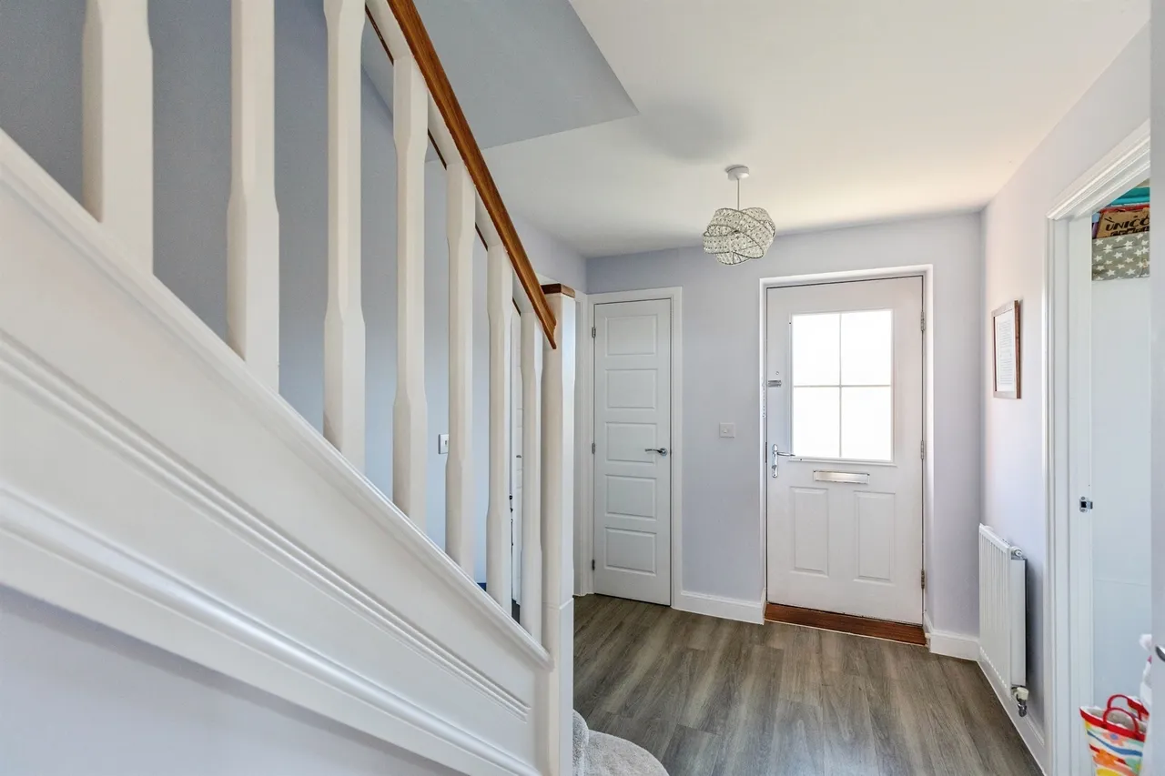Aintree Road, Corby, NN18, photo 8