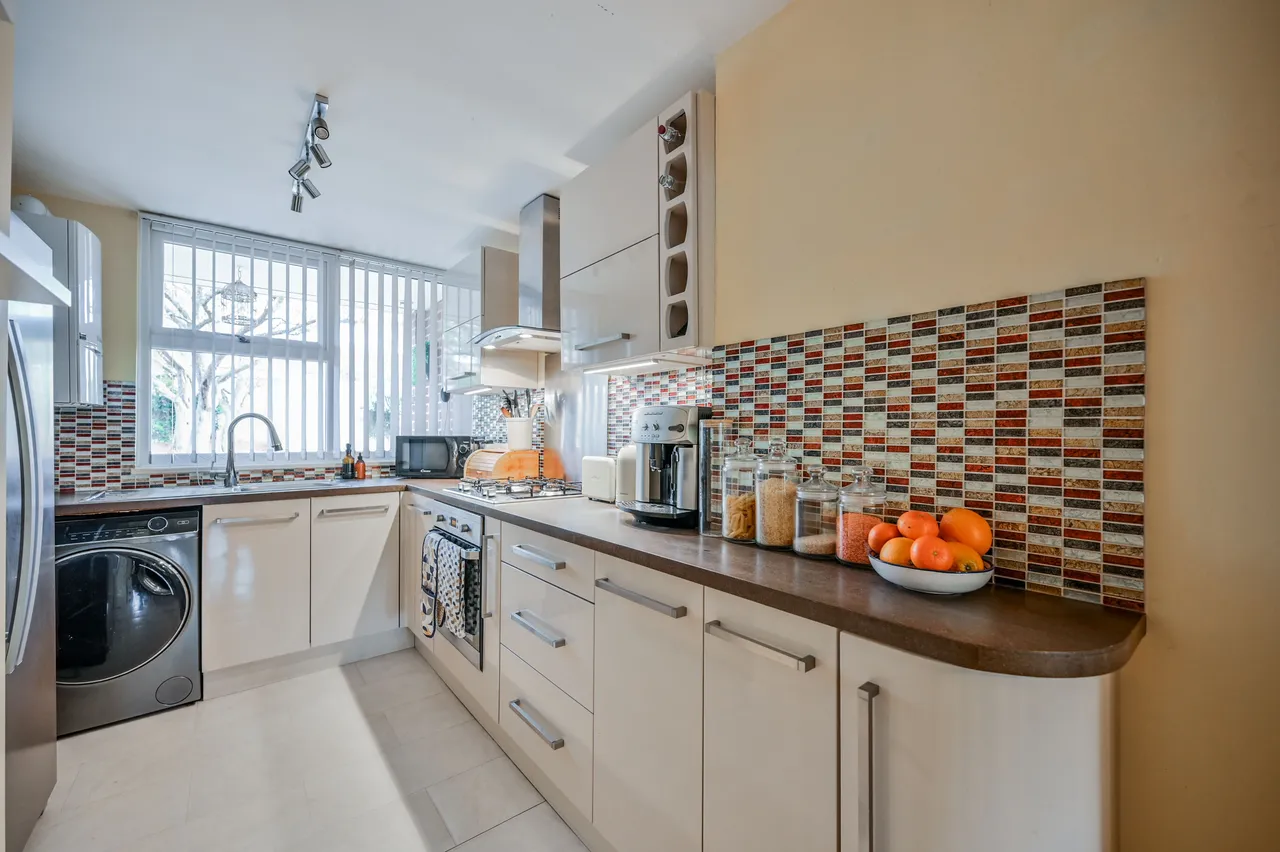 London, N22, photo 14