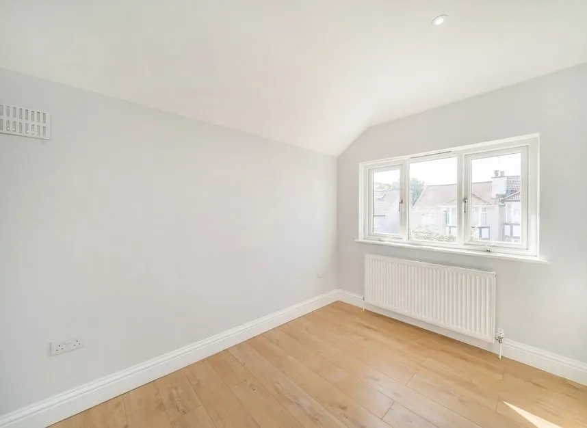 Norbury Court Road, Streatham, SW16, photo 4
