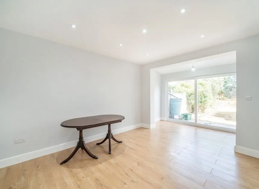 Norbury Court Road, Streatham, SW16, photo 3