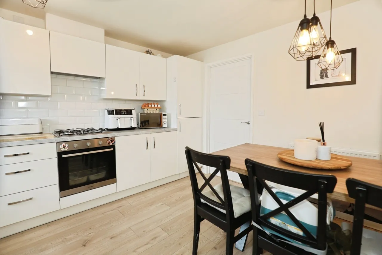 Dartmoor Close, Winsford, Cheshire, CW7, photo 4