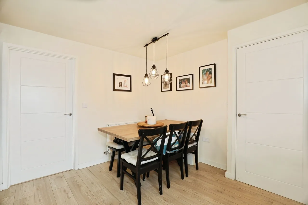 Dartmoor Close, Winsford, Cheshire, CW7, photo 5