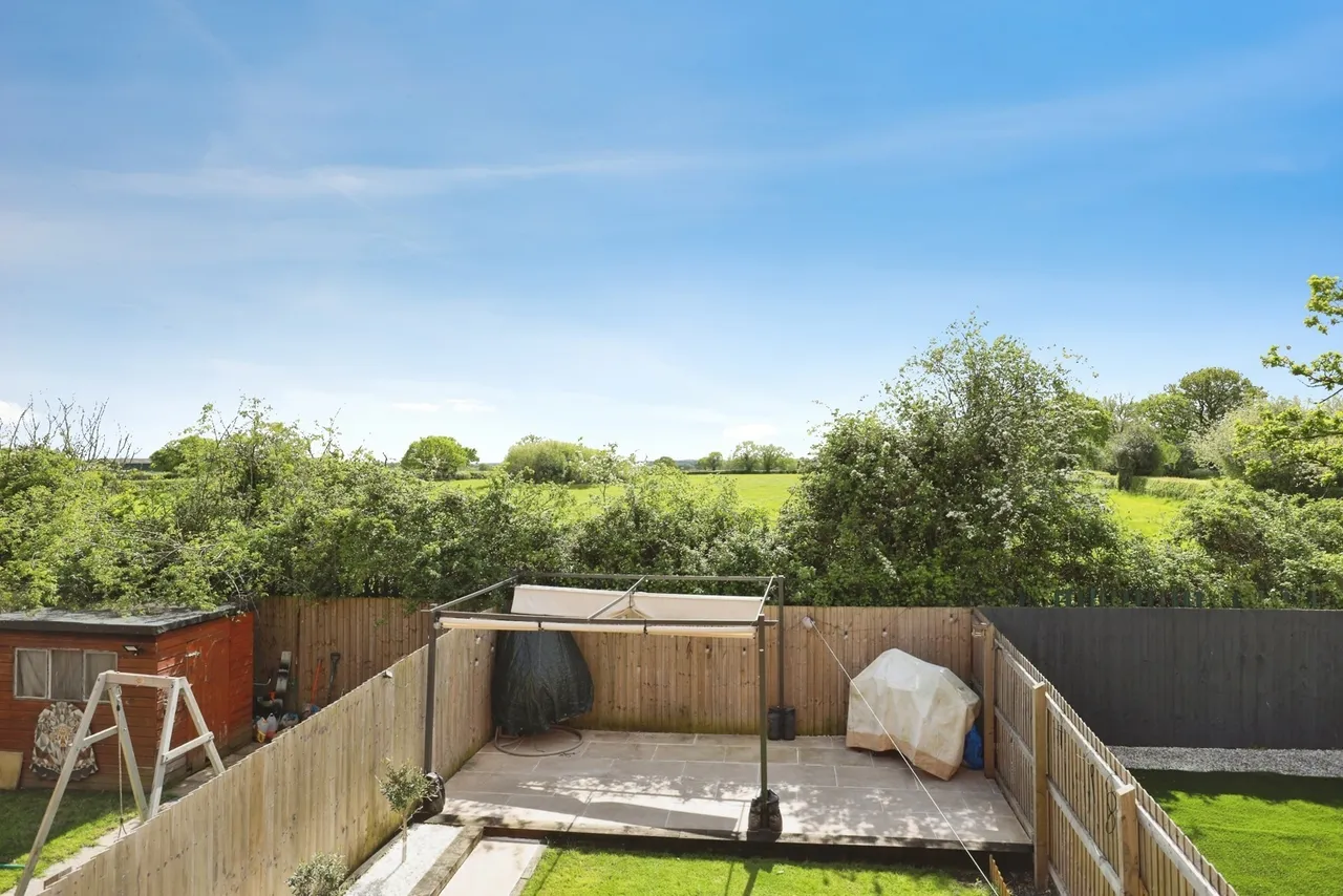 Dartmoor Close, Winsford, Cheshire, CW7, photo 2