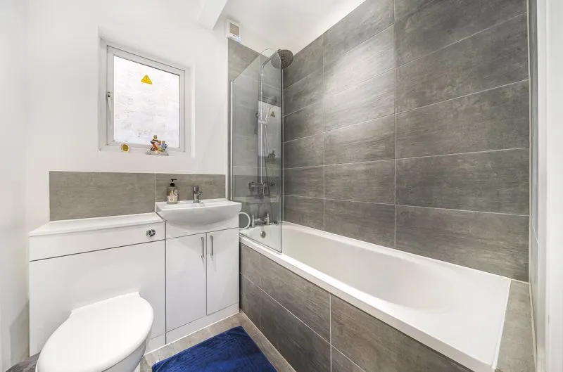 Little Roke Avenue, Kenley CR8 5NG, photo 8