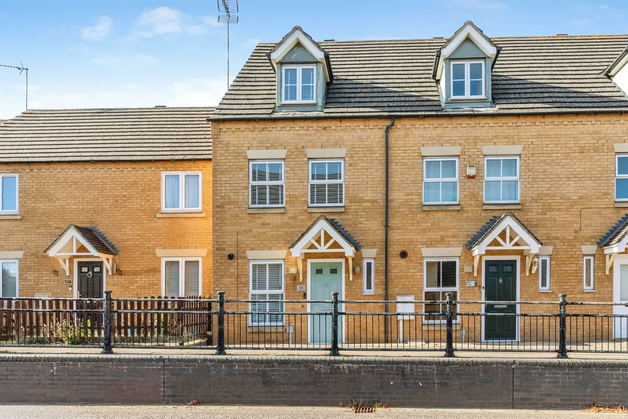 3 bed house for sale, School Lane, Higham Ferrers, NN10