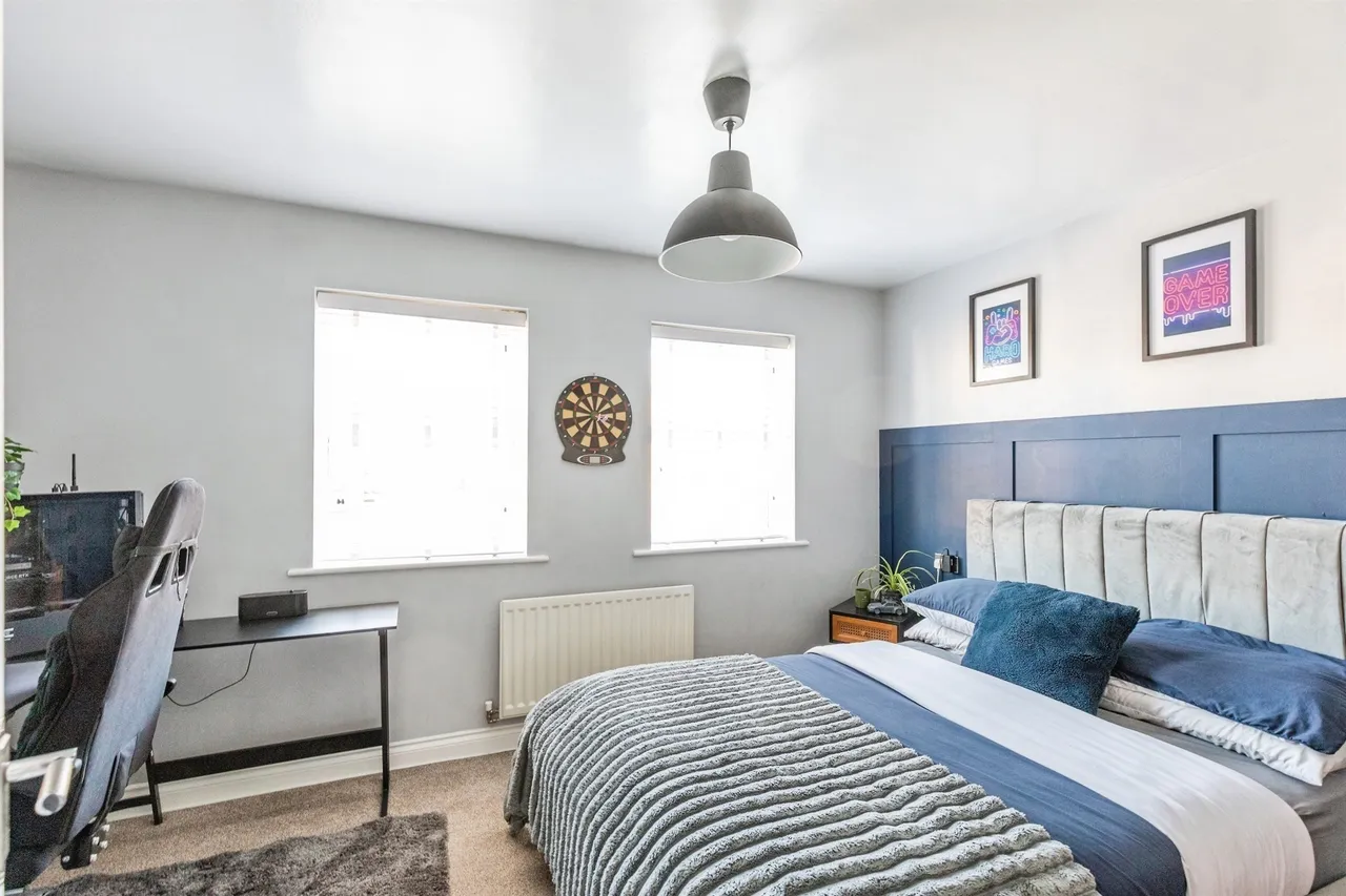 School Lane, Higham Ferrers, NN10, photo 8