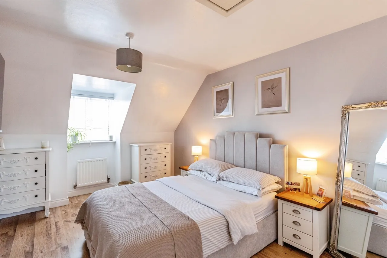 School Lane, Higham Ferrers, NN10, photo 10