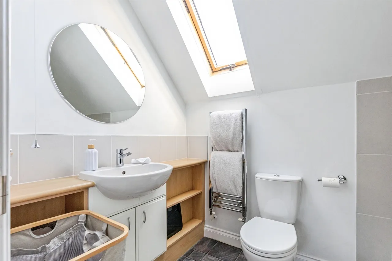 School Lane, Higham Ferrers, NN10, photo 11