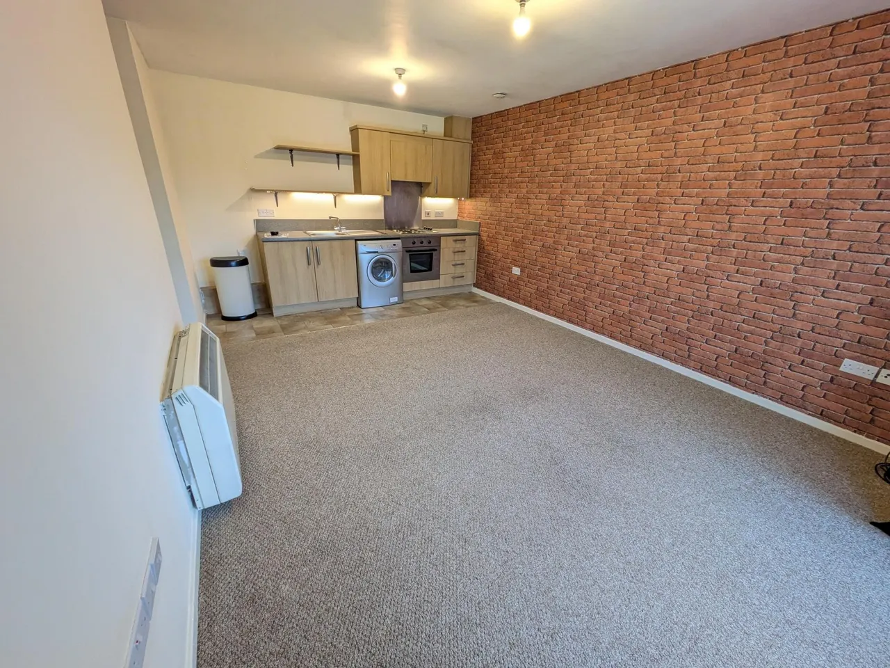 Cromford Court, Grantham, NG31, photo 4