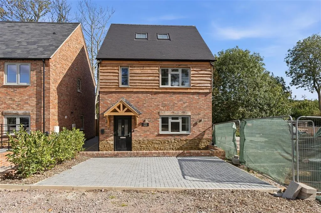 4 bed house for sale, Main Street, Tugby, LE7