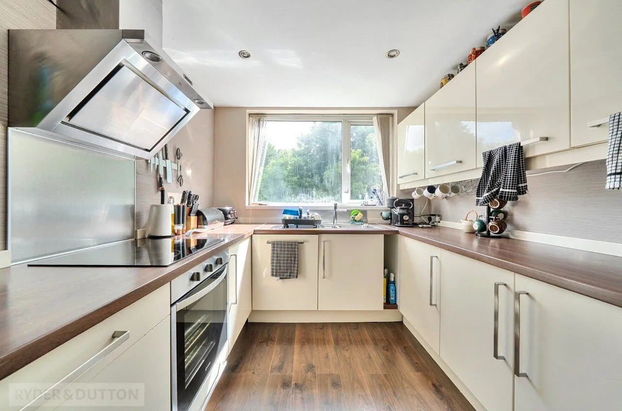 Claxton Avenue, Blackley, M9, photo 8
