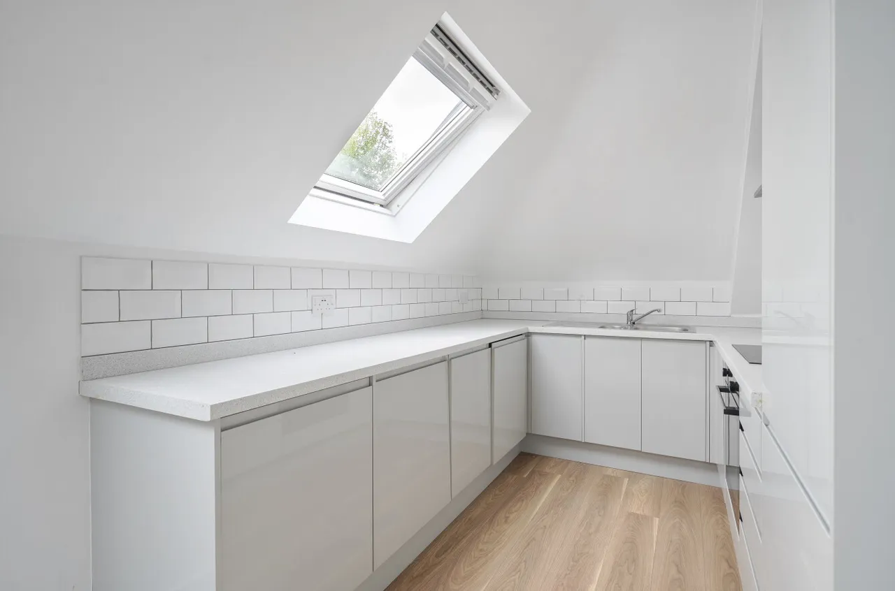 Claylands Road, Bishops Waltham, SO32, photo 5