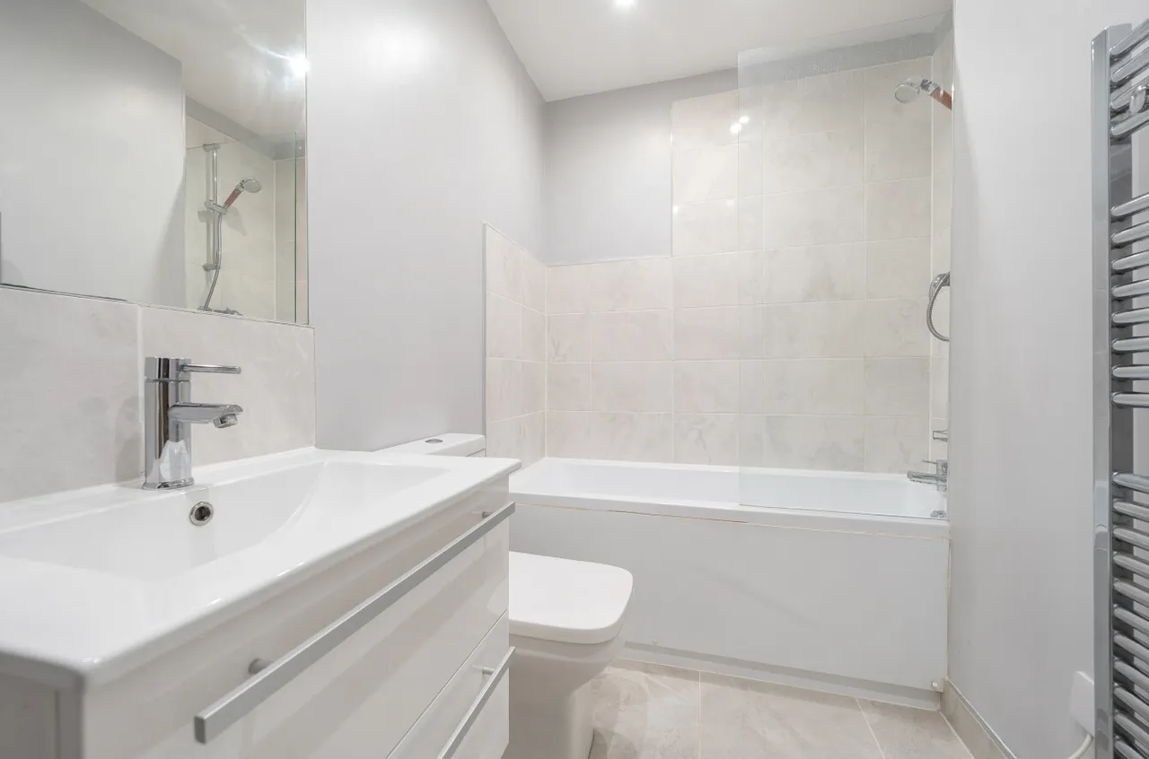 Claylands Road, Bishops Waltham, SO32, photo 9