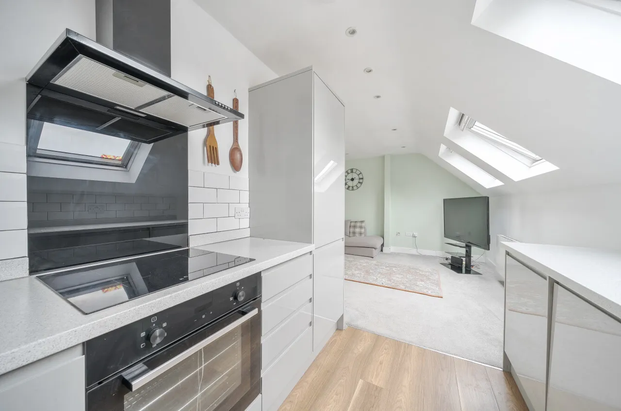 Claylands Road, Bishops Waltham, SO32, photo 4