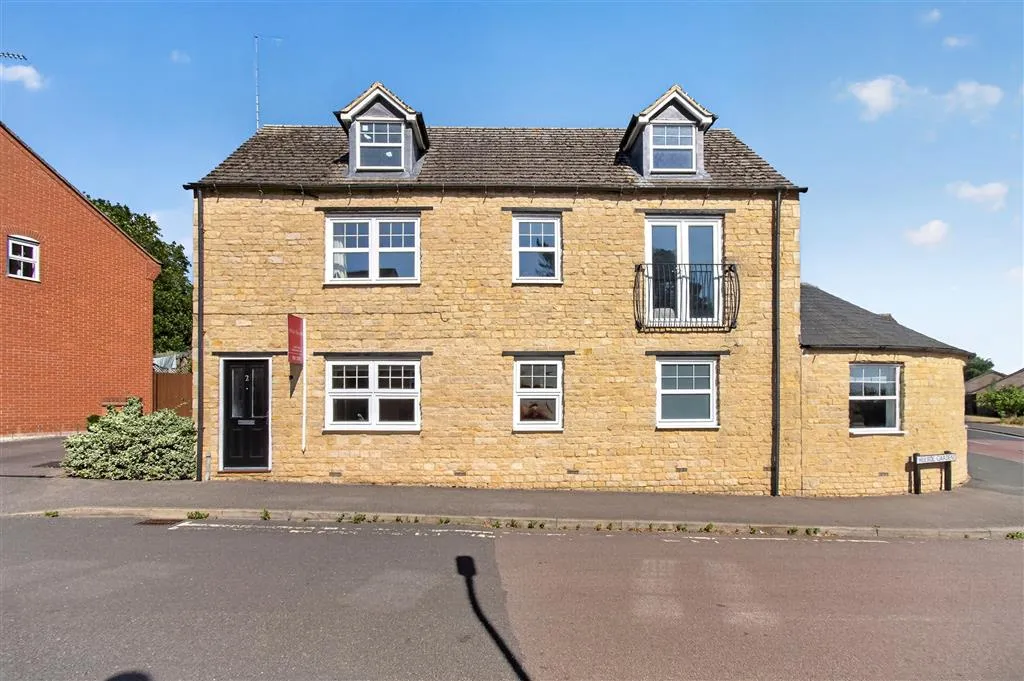 2 bed house for sale, Hillside Gardens, Wittering, PE8