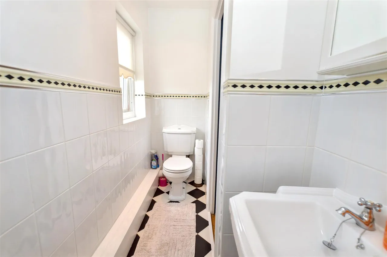 New Road, Sheringham, NR26, photo 17
