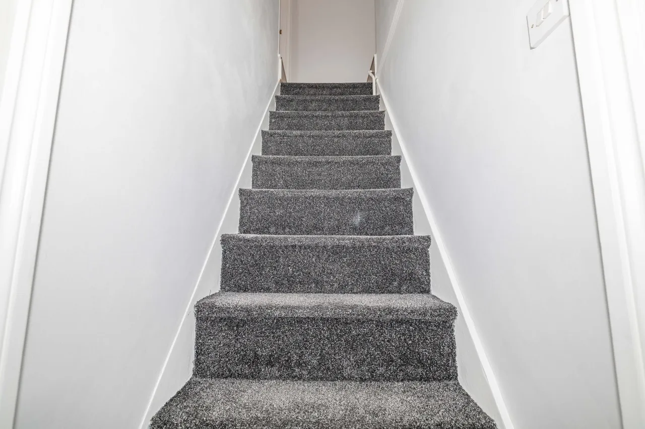 St. Johns Road, Faversham, ME13, photo 5