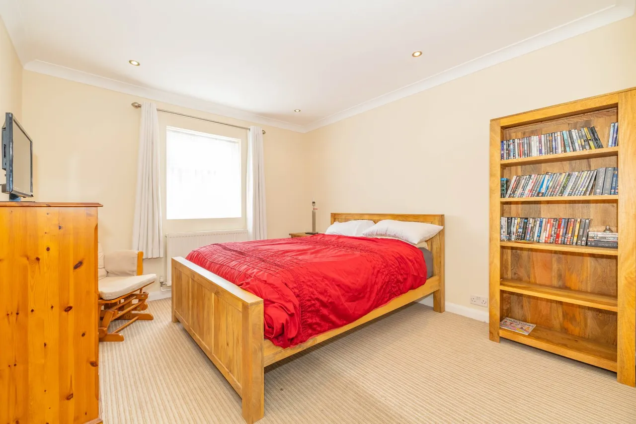 St. Johns Road, Faversham, ME13, photo 11