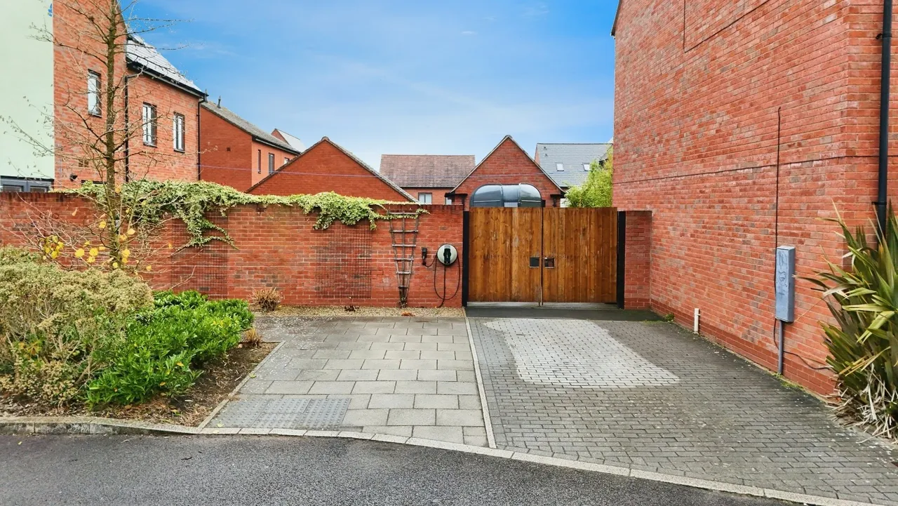 Cottom Way, Cottom Way, Lawley TF3 5GG, photo 22