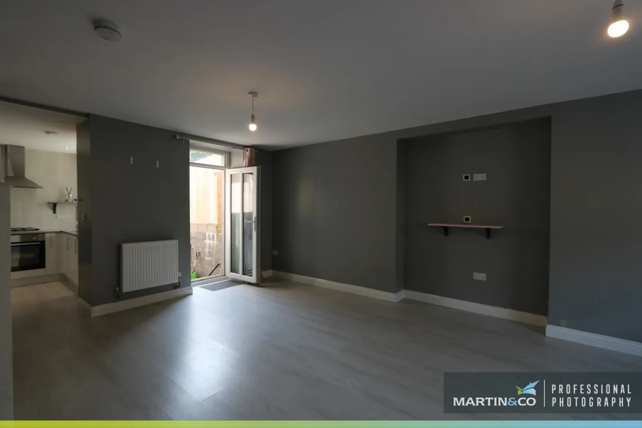 Landraw Road, Pontypridd, photo 3