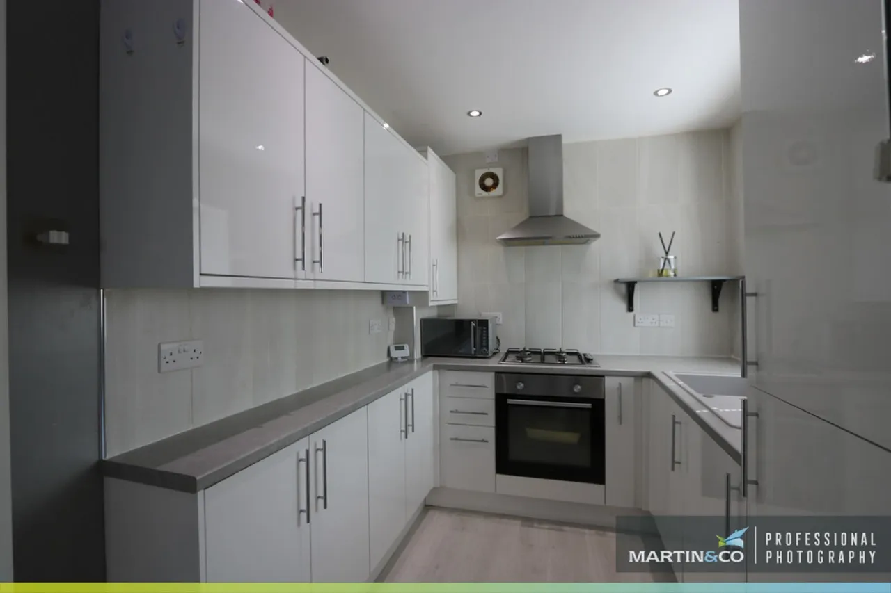 Landraw Road, Pontypridd, photo 5