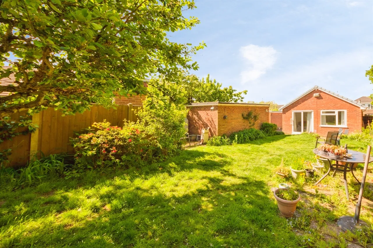 Thorns Drive, Greasby, Wirral, photo 10