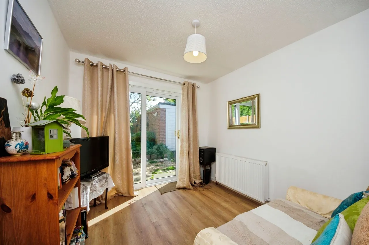 Thorns Drive, Greasby, Wirral, photo 7