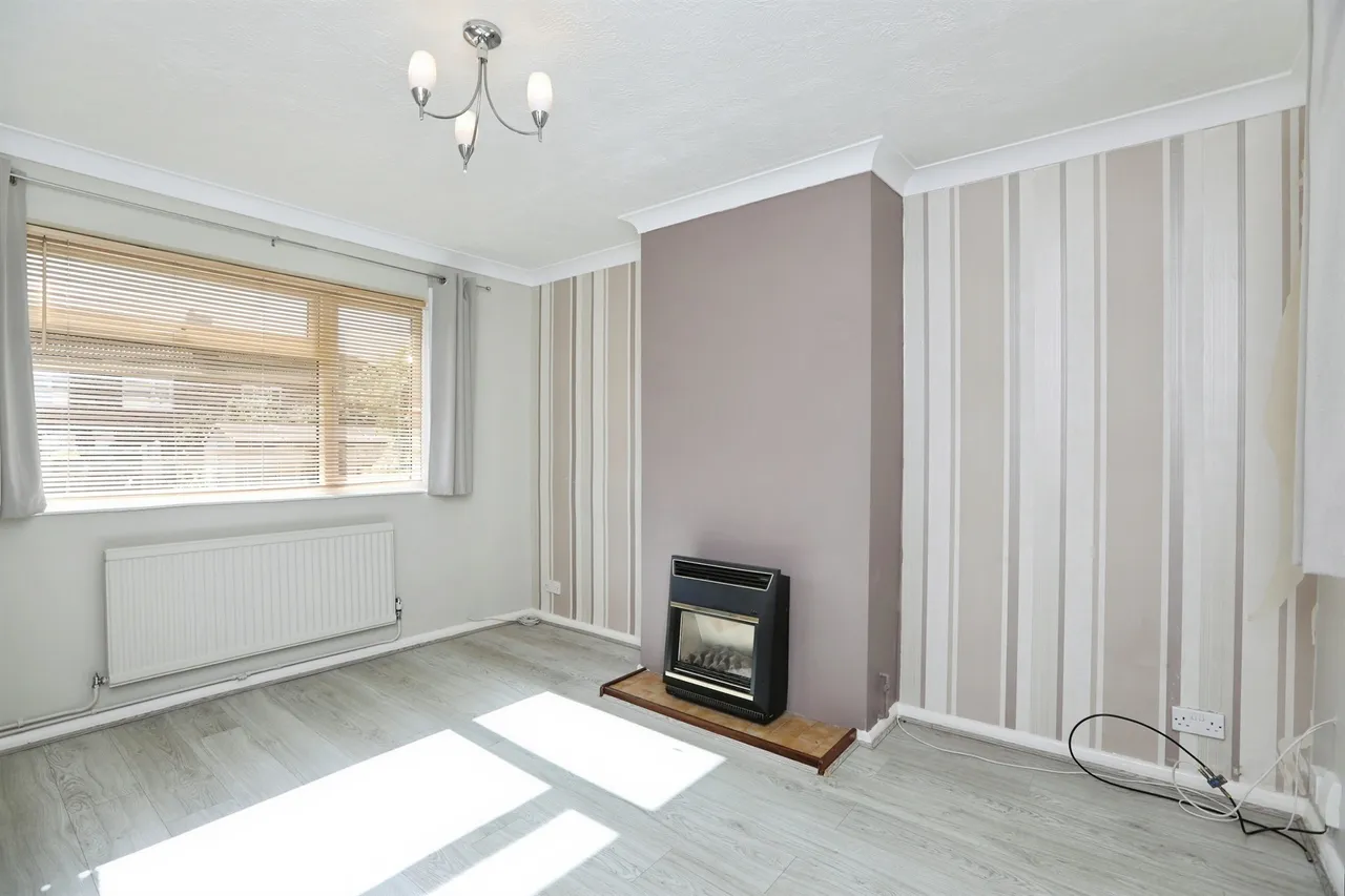Danson Way, Rainham, ME8, photo 2