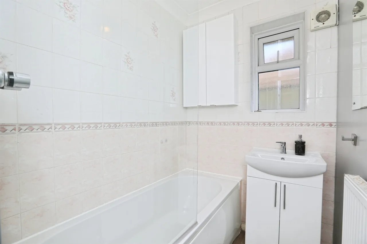 Danson Way, Rainham, ME8, photo 8