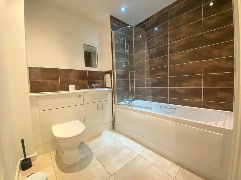 Nankeville Court, GU22, photo 6