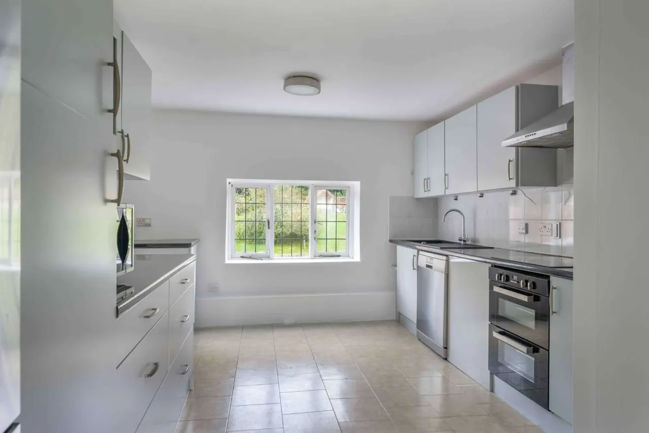 Tanhurst Lane, Holmbury St. Mary, RH5, photo 23