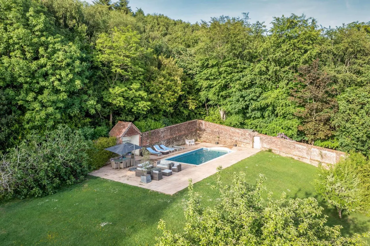 Tanhurst Lane, Holmbury St. Mary, RH5, photo 26