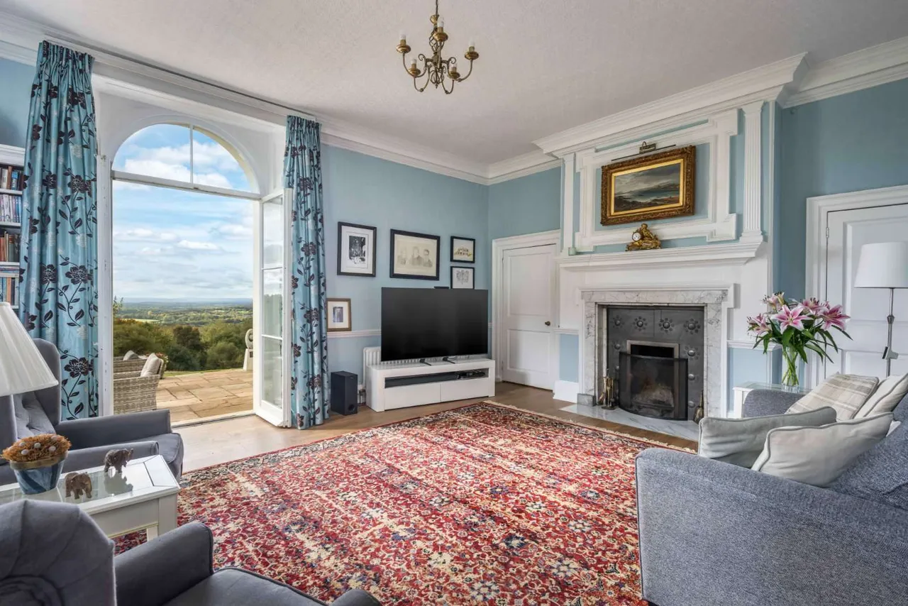 Tanhurst Lane, Holmbury St. Mary, RH5, photo 6