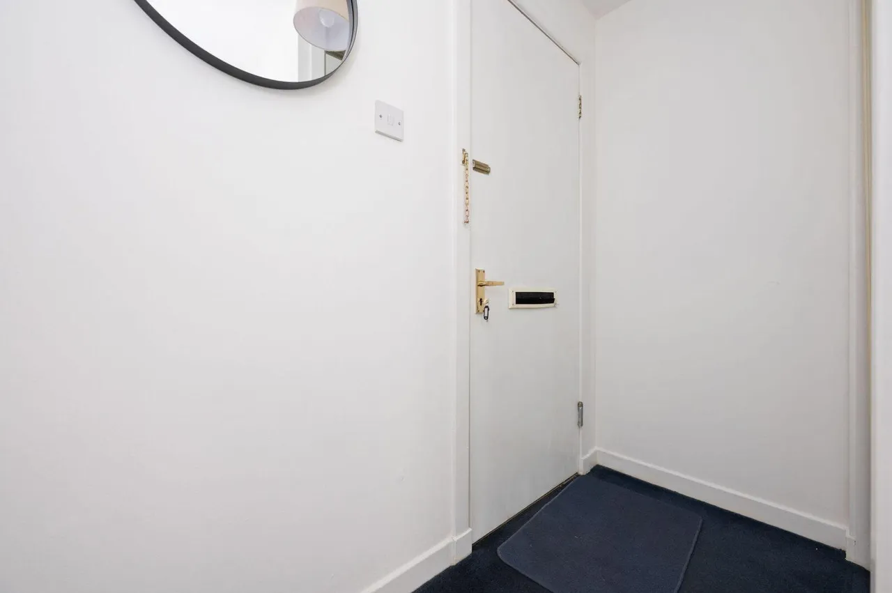 East Bridge Street, Falkirk, FK1 1YB, photo 5