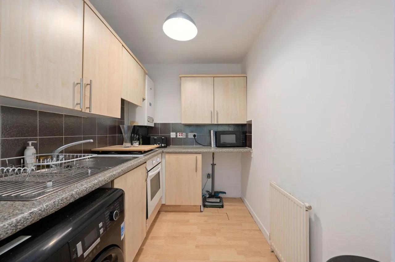East Bridge Street, Falkirk, FK1 1YB, photo 11