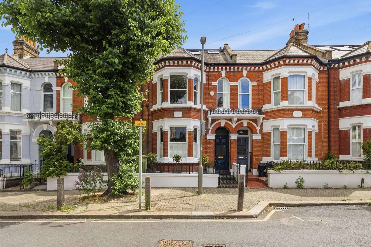 5 bed house for sale, Herndon Road, Wandsworth, SW18
