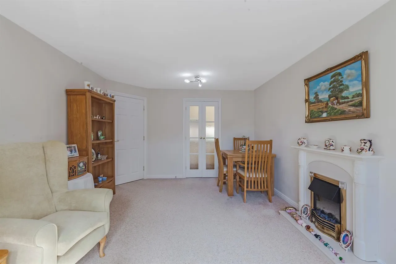 Junction Road, Warley, CM14, photo 17