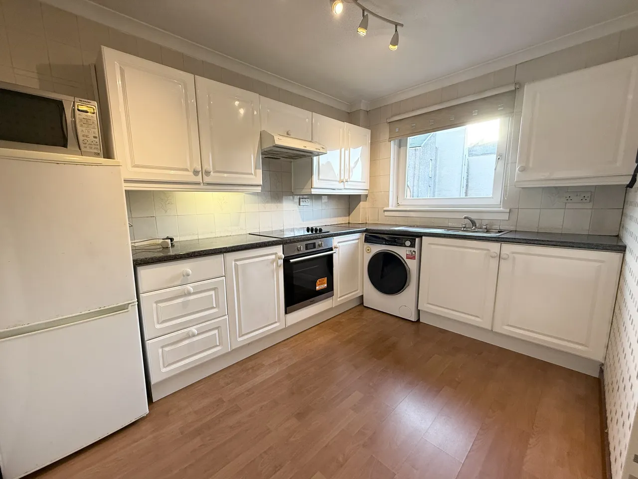 Campsie Court, Kirkintilloch, G66, photo 3
