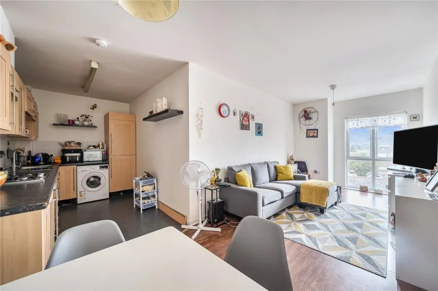 Stoke Road, Slough, SL2, photo 11
