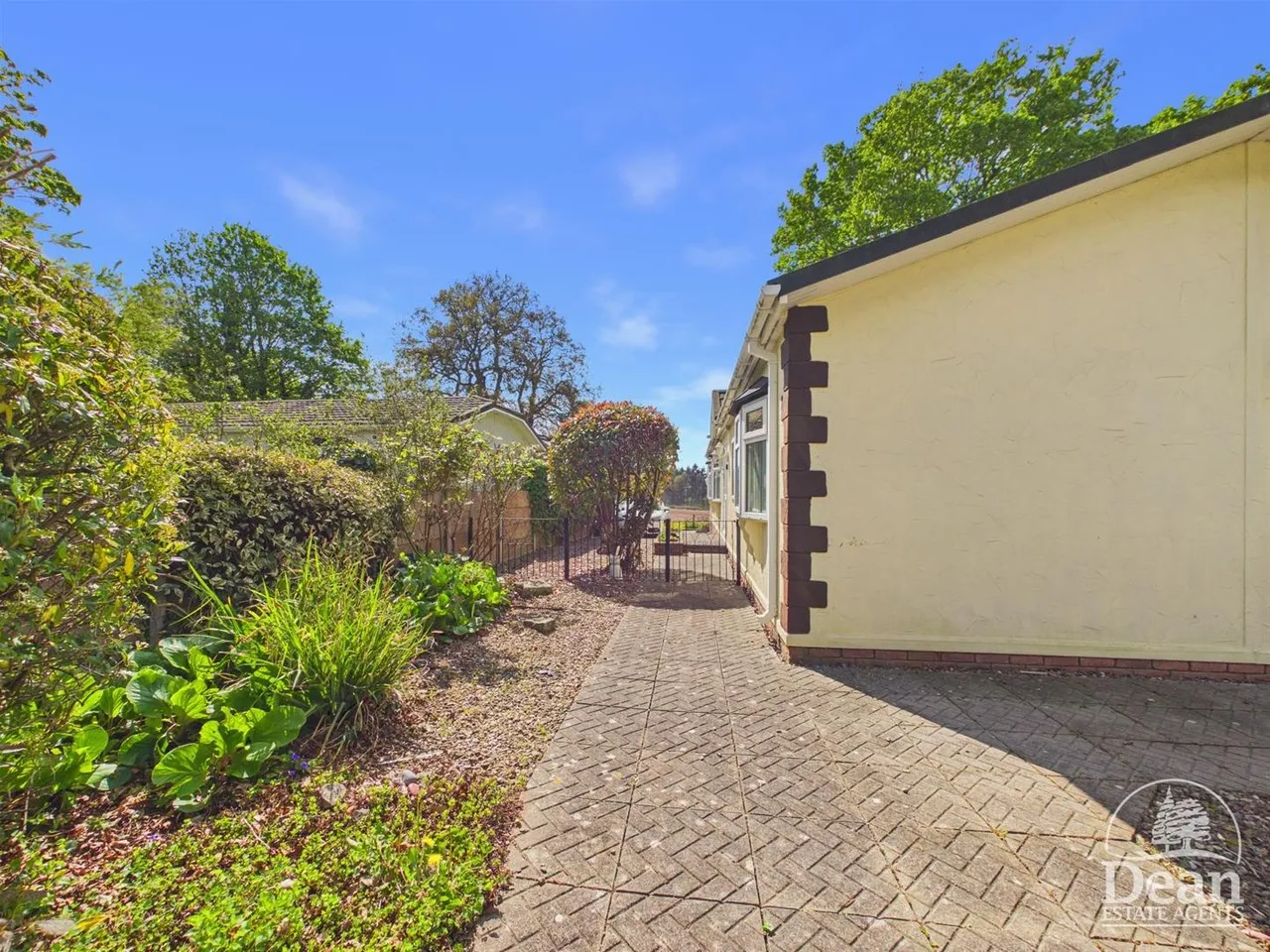 Clanna Alvington, Lydney, GL15, photo 16